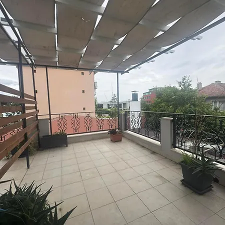 Apartamento лилия 2
