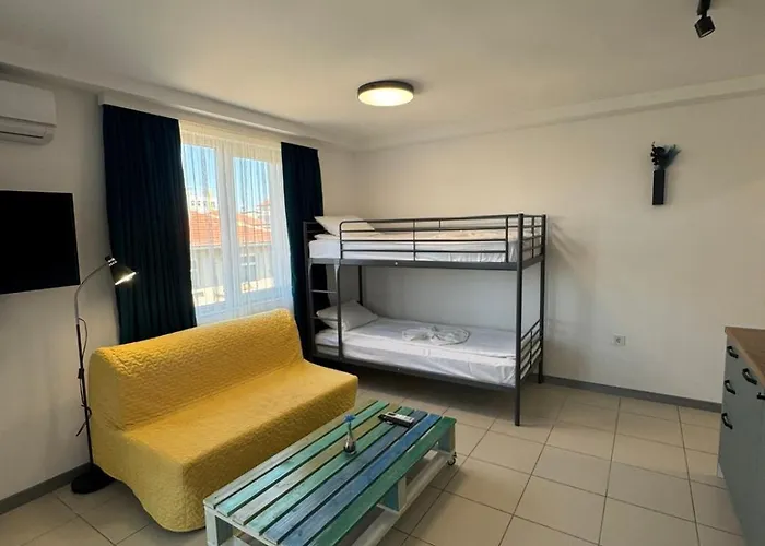 лилия 2 Primorsko